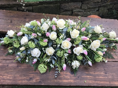 White, Pink and Green Double Ended Arrangement