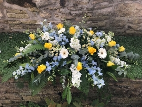 Yellow, Blue and White Double Ended Arrangement